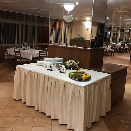 Hotel Diana 3 2*